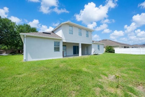 House in Apopka, Florida 4 bedrooms, 252.14 sq.m. № 2208133 - photo 26