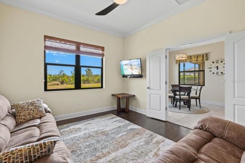 House in Englewood, Florida 3 bedrooms, 210.61 sq.m. № 1683058 - photo 23