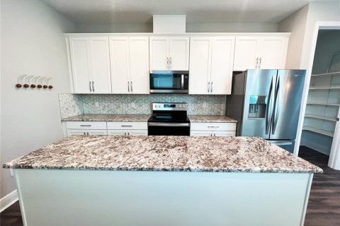 Adosado en alquiler en Orlando, Florida, 4 dormitorios, 213.95 m2 № 1900962 - foto 4