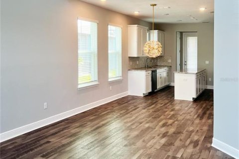 Adosado en alquiler en Orlando, Florida, 4 dormitorios, 213.95 m2 № 1900962 - foto 9