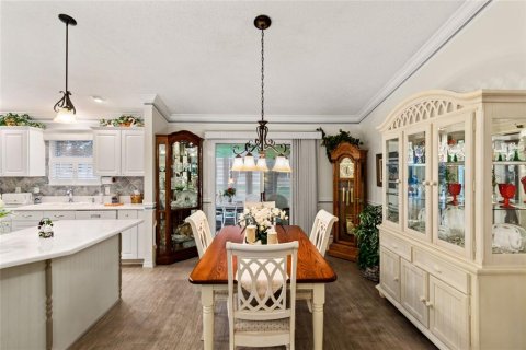 Casa en venta en The Villages, Florida, 3 dormitorios, 129.32 m2 № 1628846 - foto 11