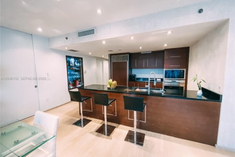 Condo in Miami, Florida, 3 bedrooms № 2170001 - photo 8