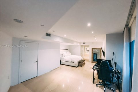 Condo in Miami, Florida, 3 bedrooms № 2170001 - photo 12