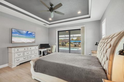 House in Port Charlotte, Florida 3 bedrooms, 198.72 sq.m. № 1759666 - photo 19