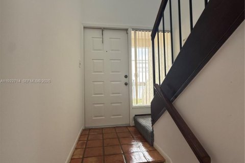 Touwnhouse à louer à Miami, Floride: 2 chambres, 95.22 m2 № 1976698 - photo 8