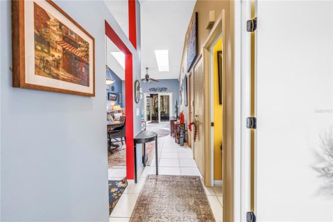 Купить кондоминиум в Брейдентон, Флорида 7 комнат, 87.89м2, № 2109528 - фото 2