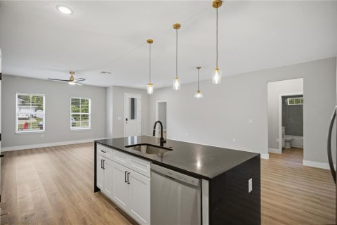 Casa en venta en Citrus Springs, Florida, 4 dormitorios, 168 m2 № 2427132 - foto 9