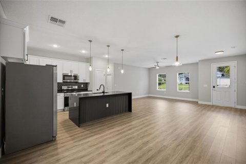 Casa en venta en Citrus Springs, Florida, 4 dormitorios, 168 m2 № 2427132 - foto 8