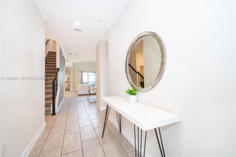 House in Kissimmee, Florida 5 bedrooms № 2022215 - photo 19