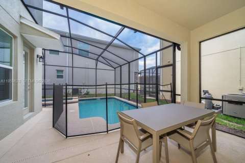 House in Kissimmee, Florida 5 bedrooms № 2022215 - photo 5