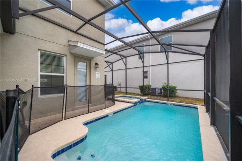 House in Kissimmee, Florida 5 bedrooms № 2022215 - photo 17