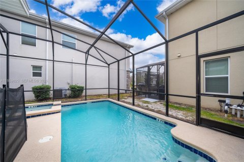 House in Kissimmee, Florida 5 bedrooms № 2022215 - photo 16