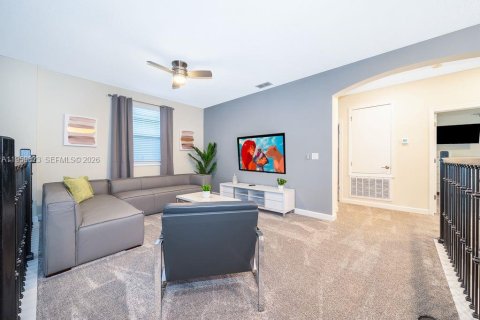 House in Kissimmee, Florida 5 bedrooms № 2022215 - photo 7