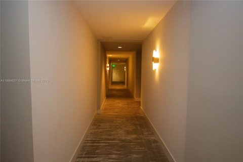 Appartement à louer à Miami Beach, Floride: 1 chambre, 73.67 m2 № 1946834 - photo 18