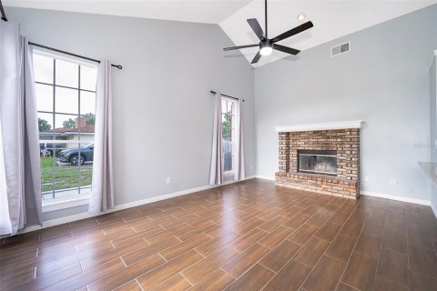 Villa ou maison à vendre à Apopka, Floride: 3 chambres, 198.81 m2 № 1903213 - photo 14
