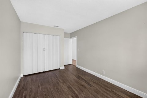 Appartement à louer à Fort Lauderdale, Floride: 2 chambres, 78.97 m2 № 2355403 - photo 17