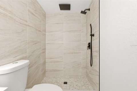 House in Mount Dora, Florida 4 bedrooms, 134.15 sq.m. № 2203646 - photo 20