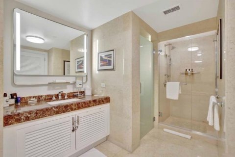 Condo in Fort Lauderdale, Florida, 1 bedroom  № 2188860 - photo 11