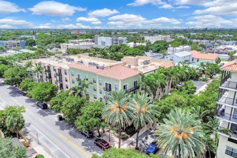 Condominio en venta en Hollywood, Florida, 1 dormitorio, 68.38 m2 № 1860057 - foto 4