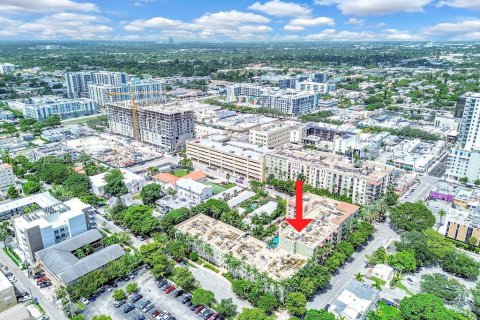 Condominio en venta en Hollywood, Florida, 1 dormitorio, 68.38 m2 № 1860057 - foto 8