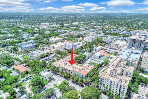 Condominio en venta en Hollywood, Florida, 1 dormitorio, 68.38 m2 № 1860057 - foto 12