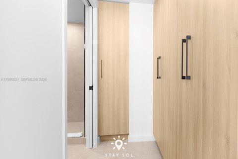 Copropriété à vendre à Miami, Floride: 1 chambre № 2055592 - photo 15