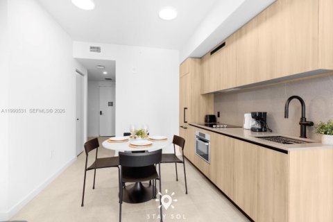 Copropriété à vendre à Miami, Floride: 1 chambre № 2055592 - photo 3