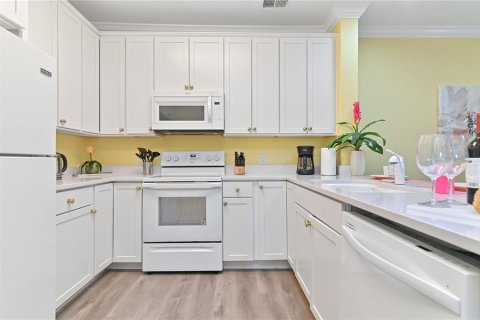 Condo in Davenport, Florida, 2 bedrooms  № 1514812 - photo 2