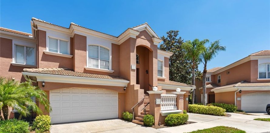 Villa ou maison à Bradenton, Floride 4 chambres, 252.6 m2 № 1608748