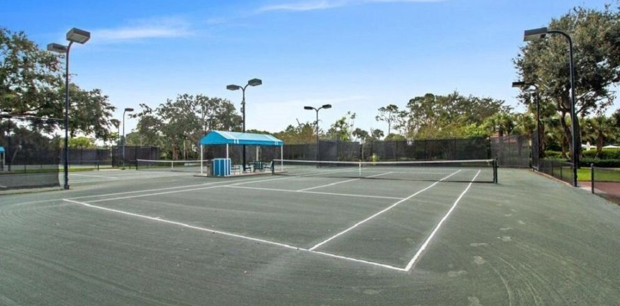 House in West Palm Beach, Florida 3 bedrooms, 245.91 sq.m. № 1151610