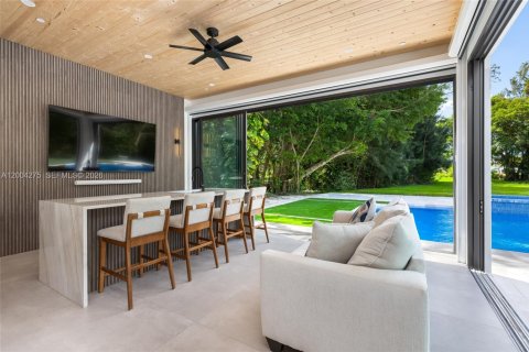 House in Plantation, Florida 5 bedrooms, 536.6 sq.m. № 2069556 - photo 14