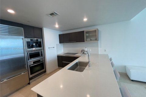 Copropriété à louer à Sunny Isles Beach, Floride: 1 chambre, 80.08 m2 № 1988965 - photo 3