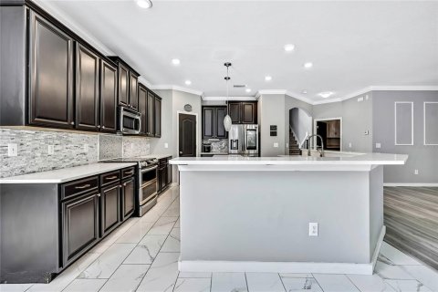 House in Ruskin, Florida 7 bedrooms, 394.83 sq.m. № 1851854 - photo 23