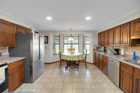House in Leesburg, Florida 3 bedrooms, 234.67 sq.m. № 1918415 - photo 27