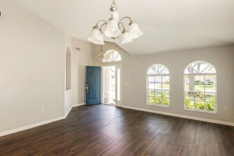 House in Ruskin, Florida 4 bedrooms, 186.73 sq.m. № 2217726 - photo 3