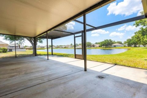 House in Ruskin, Florida 4 bedrooms, 186.73 sq.m. № 2217726 - photo 21