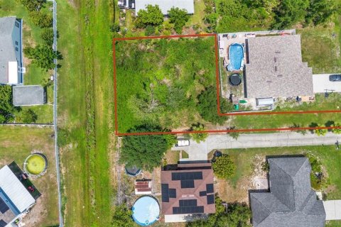 Land in Kissimmee, Florida № 1750858 - photo 1