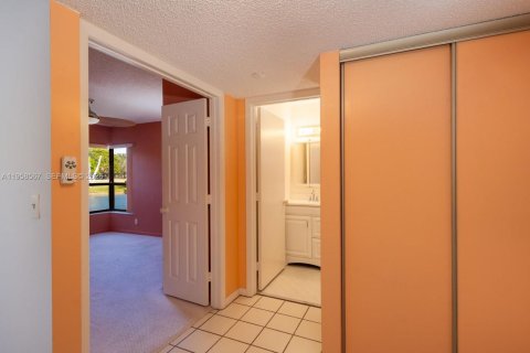 Купить кондоминиум в Коконат Крик, Флорида 2 спальни, 90.86м2, № 2024262 - фото 10