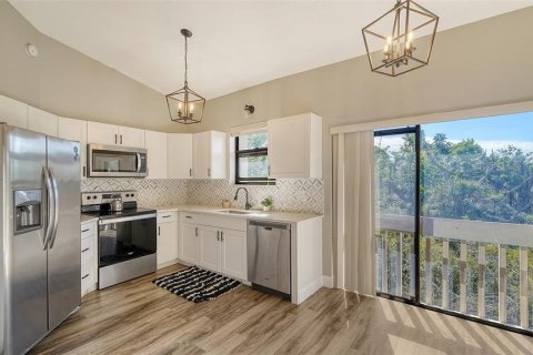 Condo in Sarasota, Florida, 3 bedrooms  № 1515537 - photo 12
