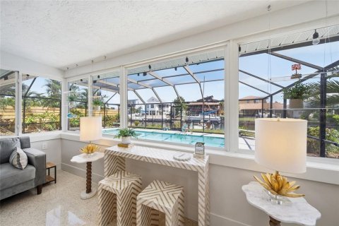 Casa en venta en Saint Petersburg, Florida, 3 dormitorios, 145.3 m2 № 2383414 - foto 18