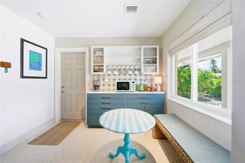 Casa en venta en Saint Petersburg, Florida, 3 dormitorios, 145.3 m2 № 2383414 - foto 10
