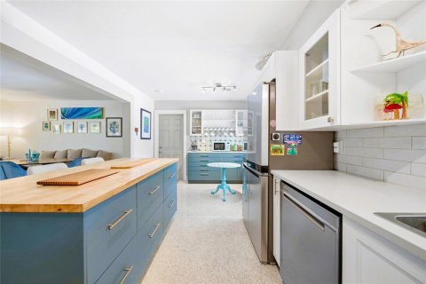 Casa en venta en Saint Petersburg, Florida, 3 dormitorios, 145.3 m2 № 2383414 - foto 12