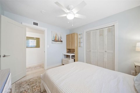 Casa en venta en Saint Petersburg, Florida, 3 dormitorios, 145.3 m2 № 2383414 - foto 22