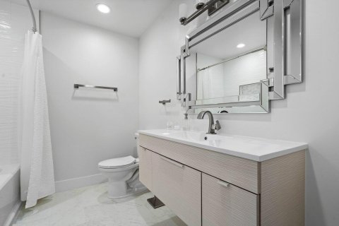 Villa ou maison à vendre à Boca Raton, Floride: 4 chambres, 297.29 m2 № 2439280 - photo 17
