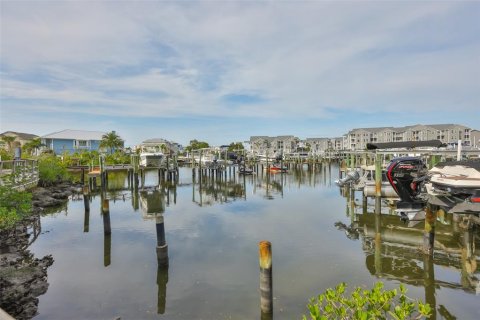 Condominio en alquiler en New Port Richey, Florida, 2 dormitorios, 92.34 m2 № 2143236 - foto 30