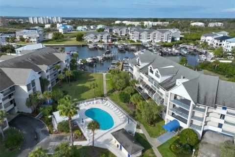 Condominio en alquiler en New Port Richey, Florida, 2 dormitorios, 92.34 m2 № 2143236 - foto 29