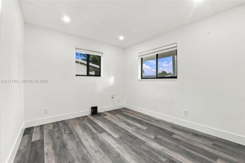 Casa en venta en North Lauderdale, Florida, 2 dormitorios, 97.92 m2 № 2429875 - foto 8