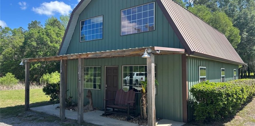 Villa ou maison à Reddick, Floride 2 chambres, 121.98 m2 № 2113181