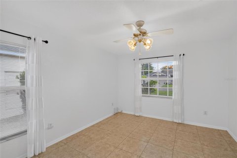House in Plant City, Florida 3 bedrooms, 205.31 sq.m. № 2217135 - photo 4