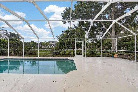 House in Plant City, Florida 3 bedrooms, 205.31 sq.m. № 2217135 - photo 14